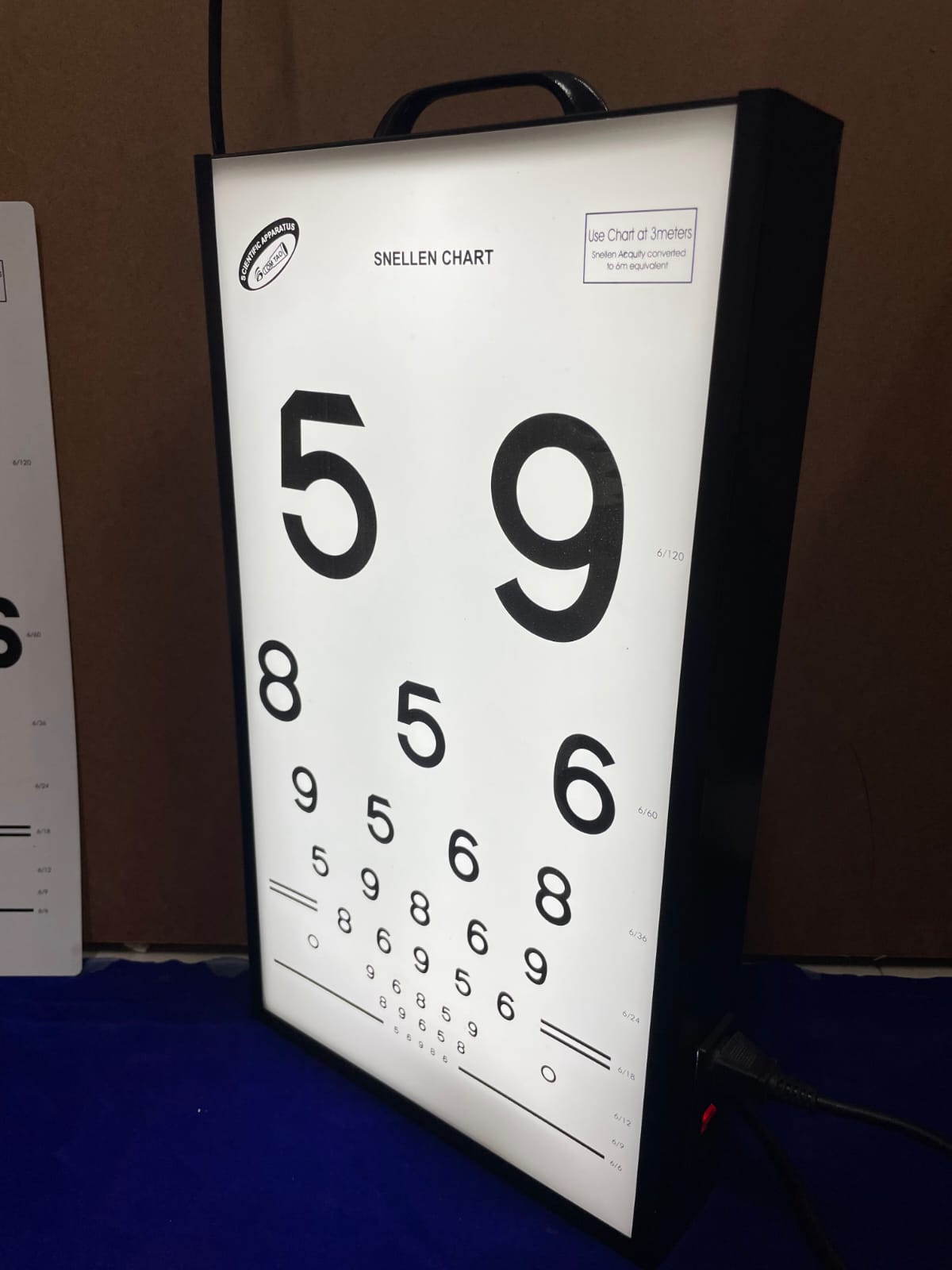 LED Cabinet (light box) with Snellen Chart - Image 2