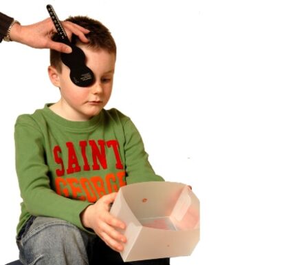 Dominant Eye Test Box - Image 3